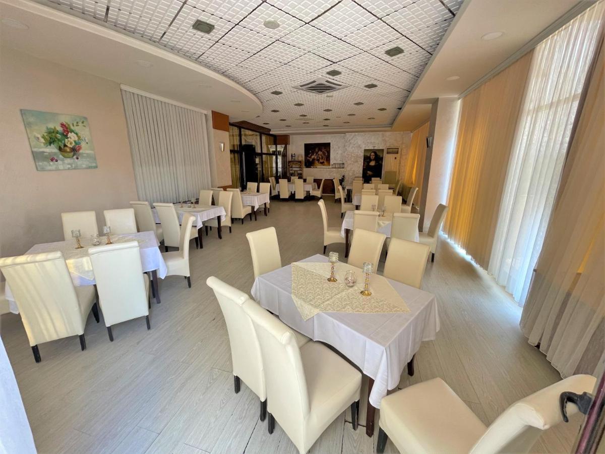 Hotel Pashtriku Gjakova المظهر الخارجي الصورة