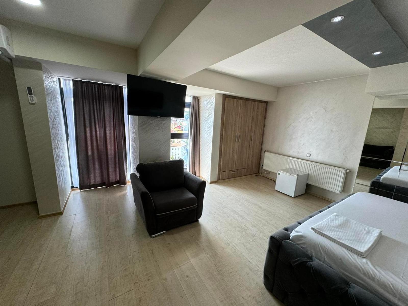 Hotel Pashtriku Gjakova المظهر الخارجي الصورة
